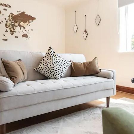 סאות'המפטון Metropolitan - 2 Bed, Private Parking Apartment, Great Commercial Home From Home Stay! מראה חיצוני תמונה