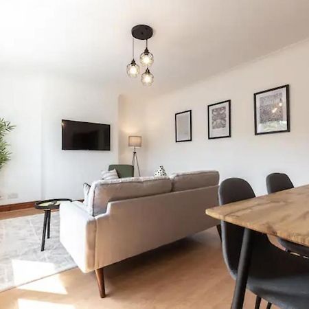 סאות'המפטון Metropolitan - 2 Bed, Private Parking Apartment, Great Commercial Home From Home Stay! מראה חיצוני תמונה