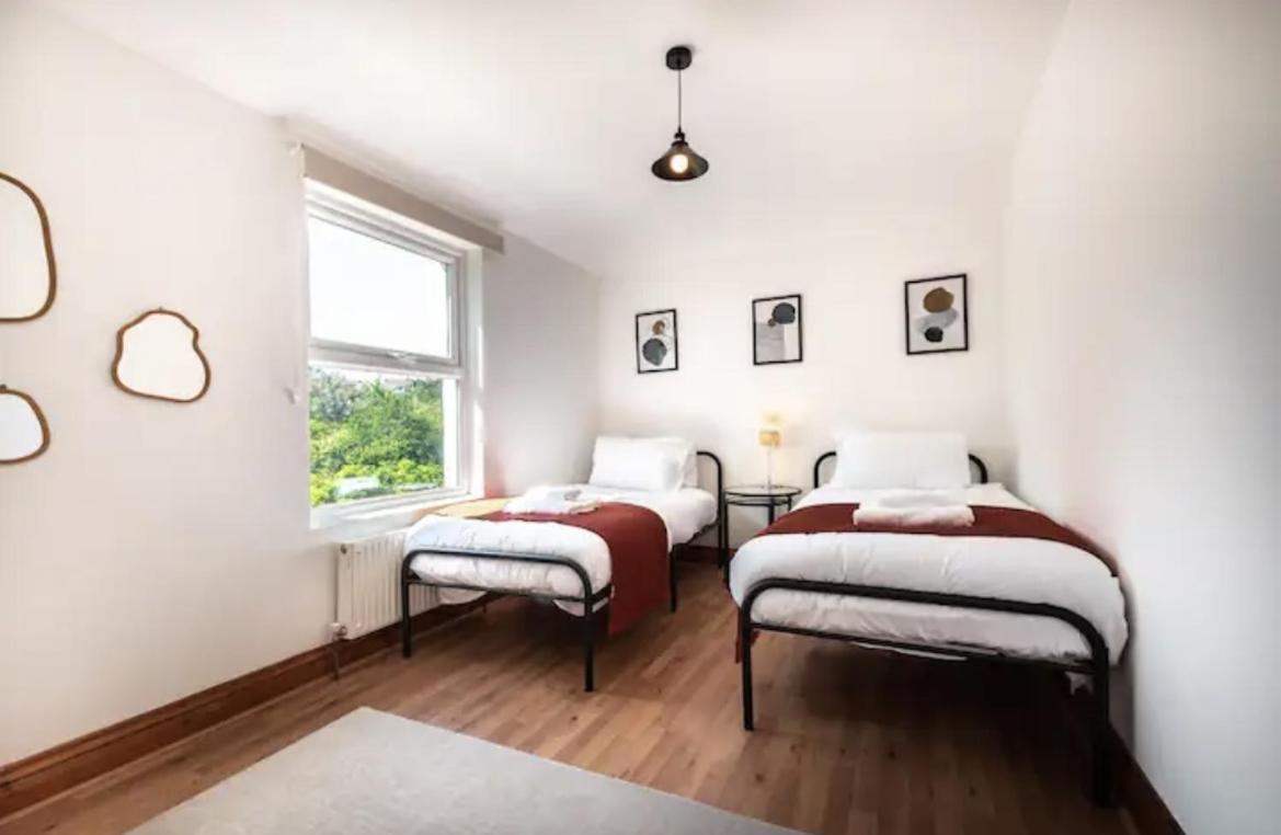 סאות'המפטון Metropolitan - 2 Bed, Private Parking Apartment, Great Commercial Home From Home Stay! מראה חיצוני תמונה